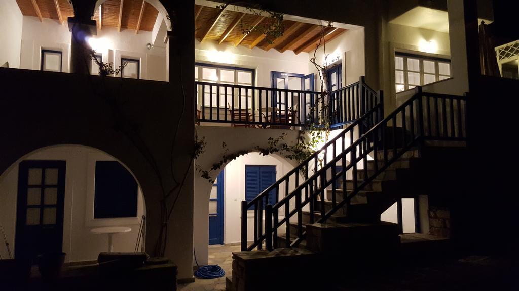 Bocamviglies By The Sea Hotel Náousa Exterior foto