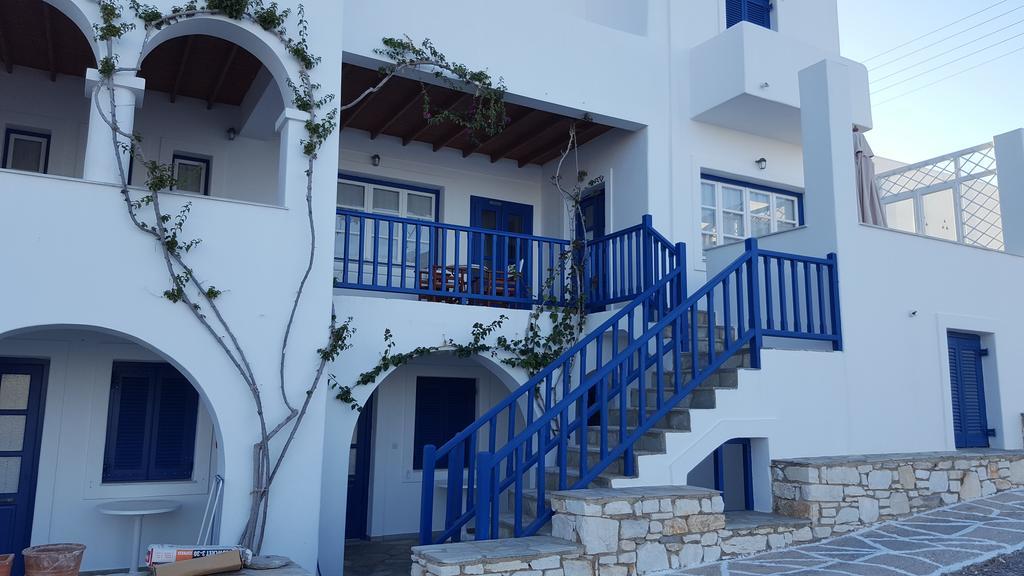 Bocamviglies By The Sea Hotel Náousa Exterior foto