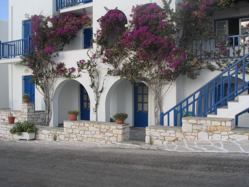 Bocamviglies By The Sea Hotel Náousa Exterior foto